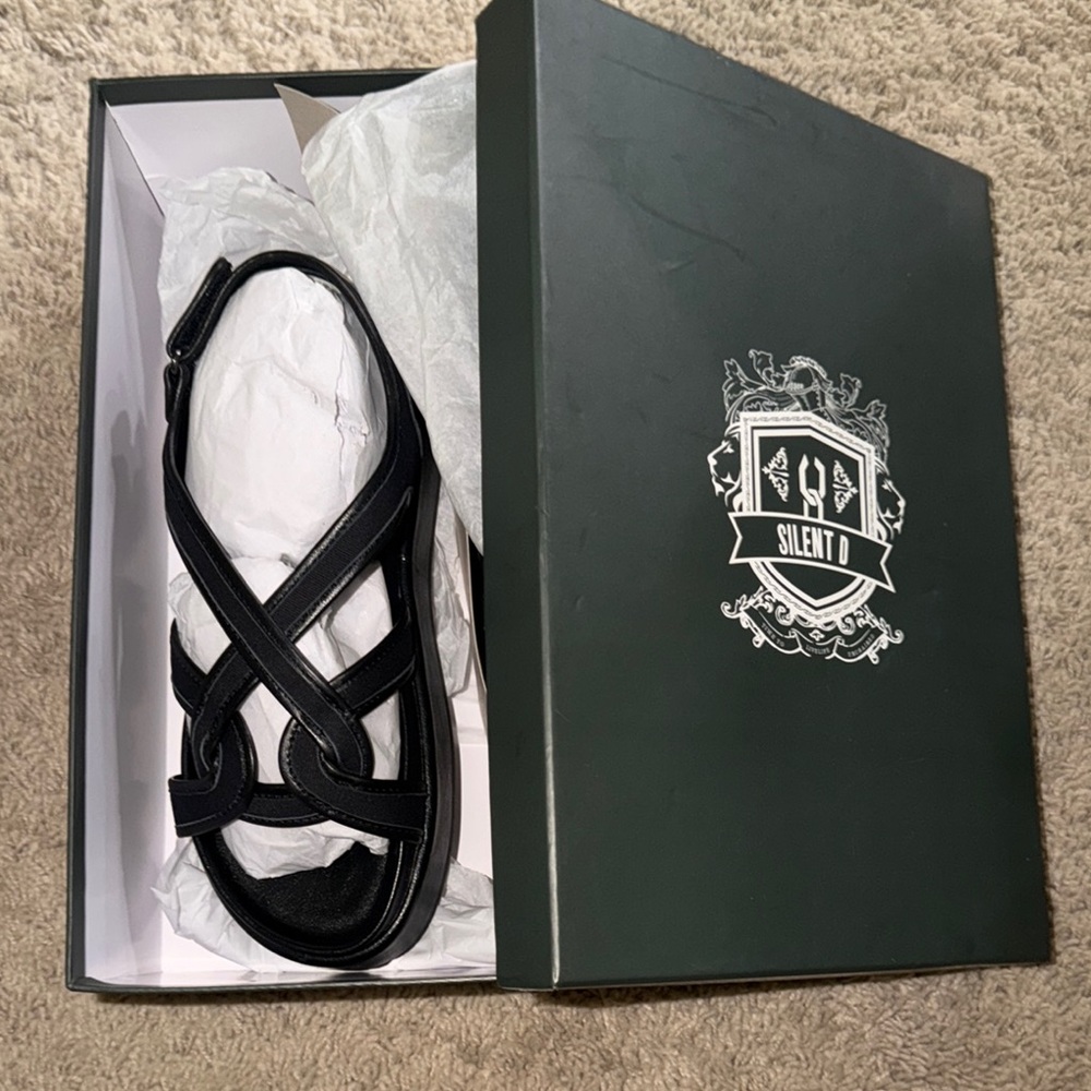 Black Men's Leather Crisscross Sandals